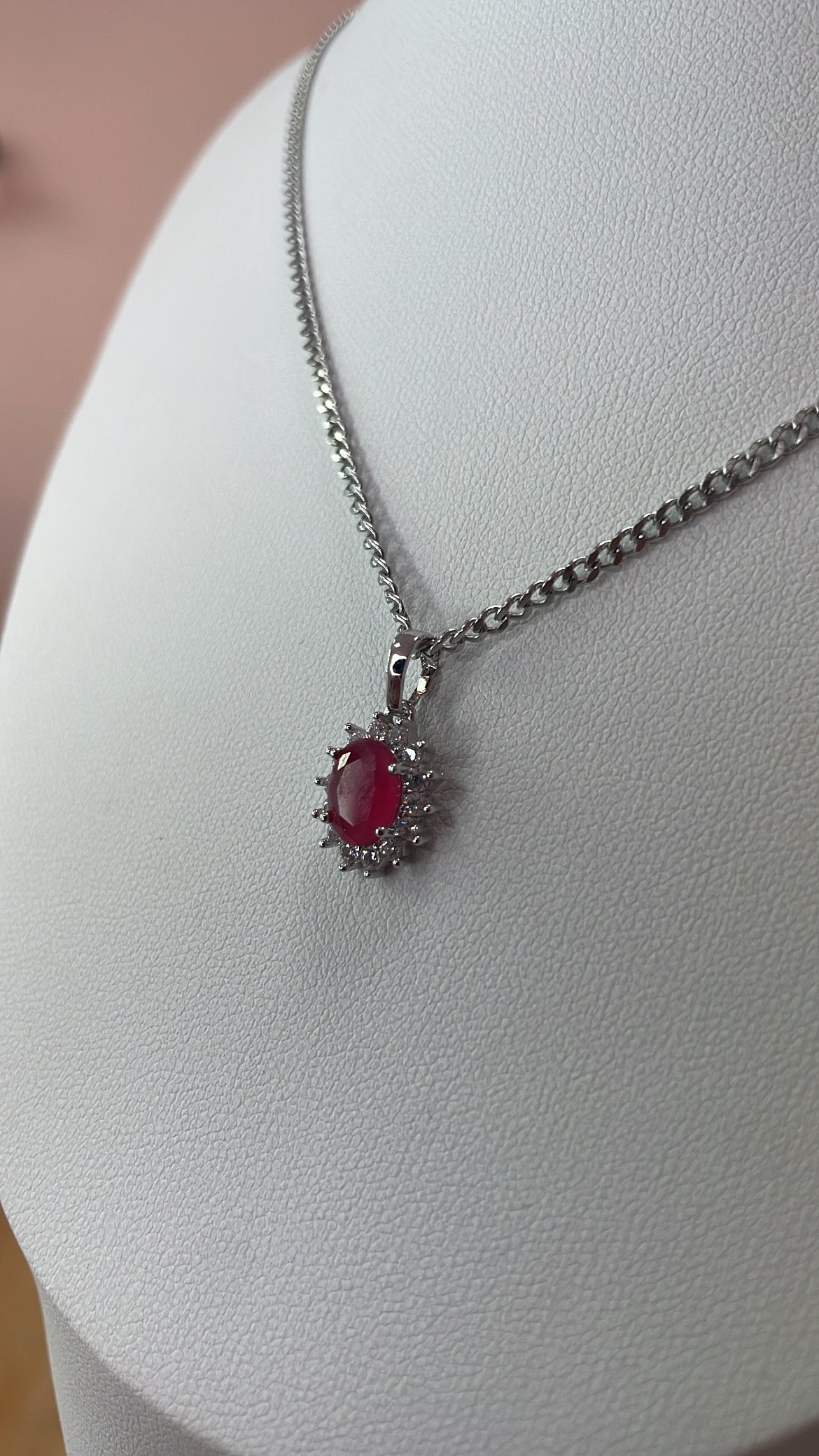 “Kate” necklace with zirconia