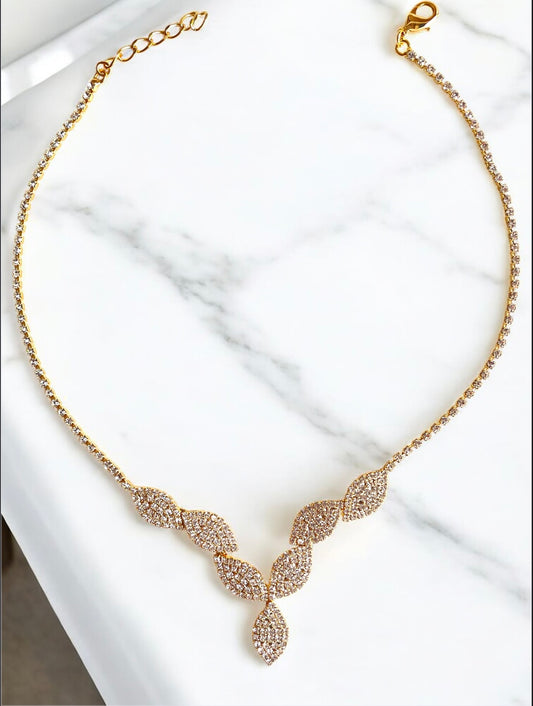 Gold Leaves Necklace